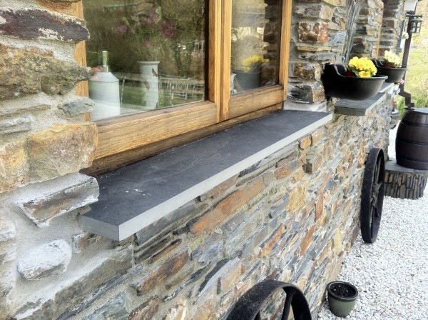 Slate cill