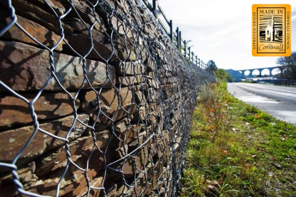 Small walling stone used to face a gabion basket 