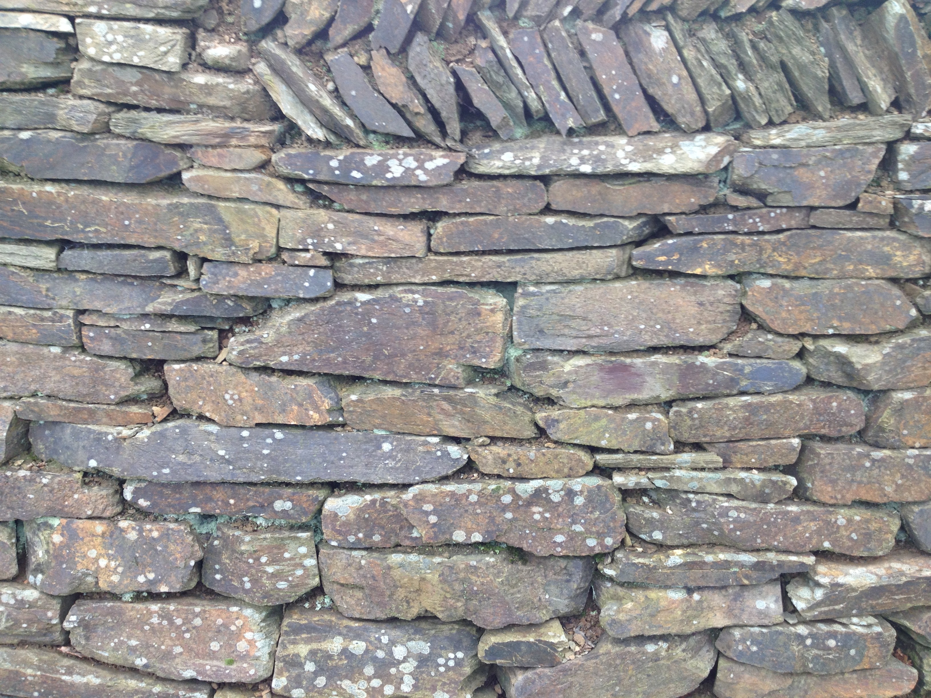Medium walling stone close up