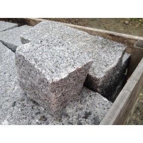 Granite walling stones in silver grey 