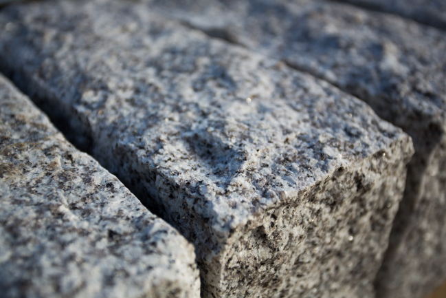 Brown granite walling stone