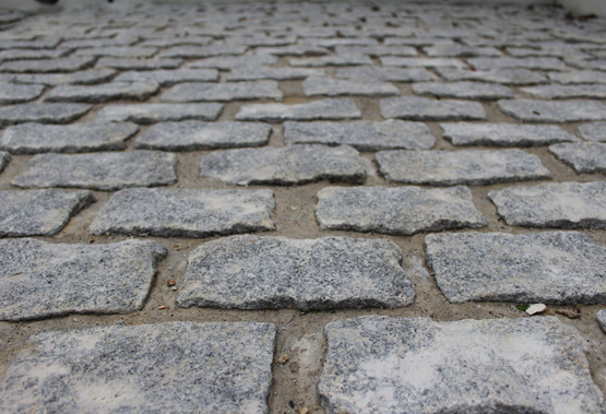 Silver grey granite Setts